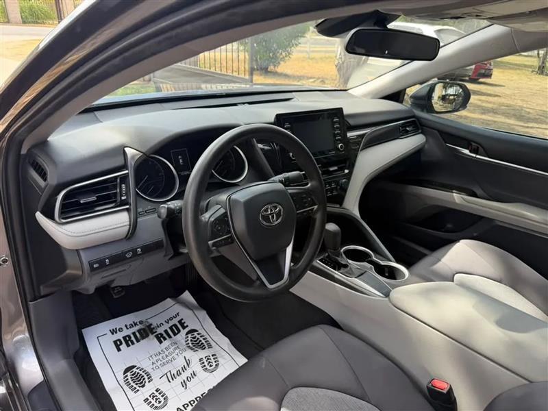 Toyota Camry LE 2021