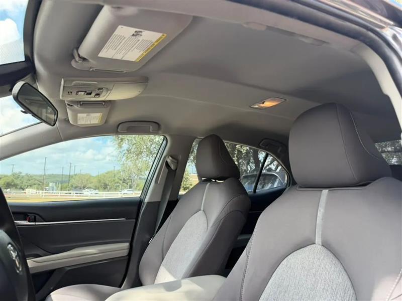 Toyota Camry LE 2021