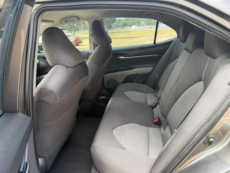 Toyota Camry LE 2021