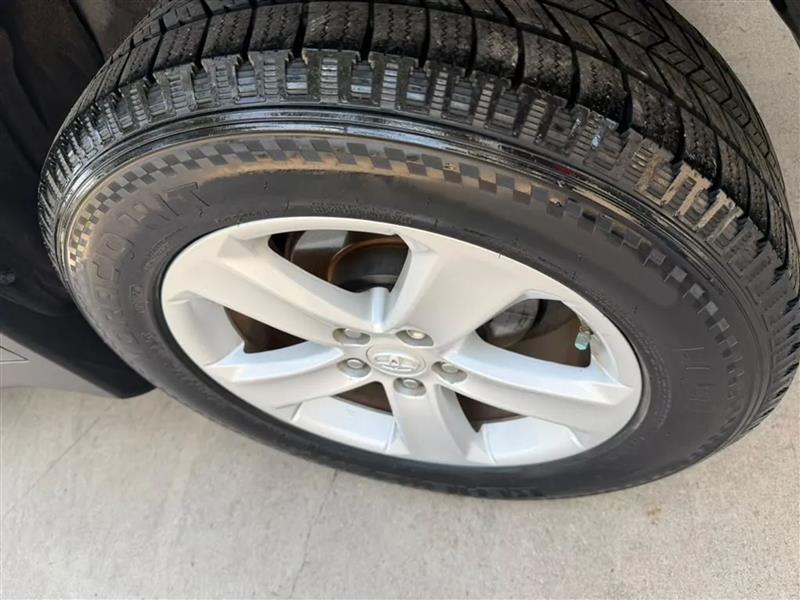 Toyota RAV4 XLE FWD 2014