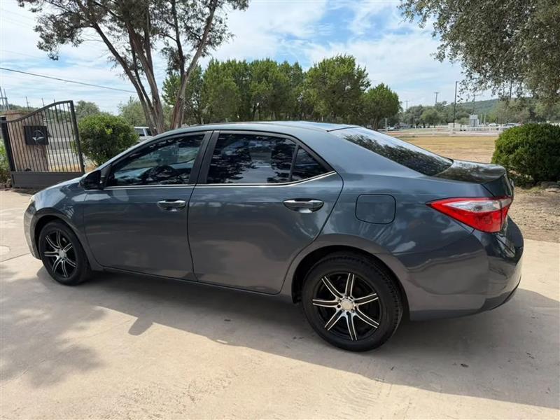 Toyota Corolla LE CVT 2014