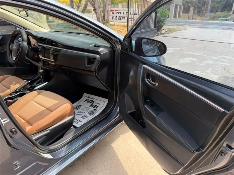 Toyota Corolla LE CVT 2014