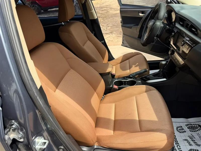 Toyota Corolla LE CVT 2014