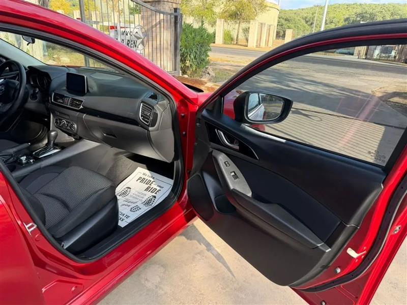 Mazda MAZDA3 i Sport AT 4-Door 2016
