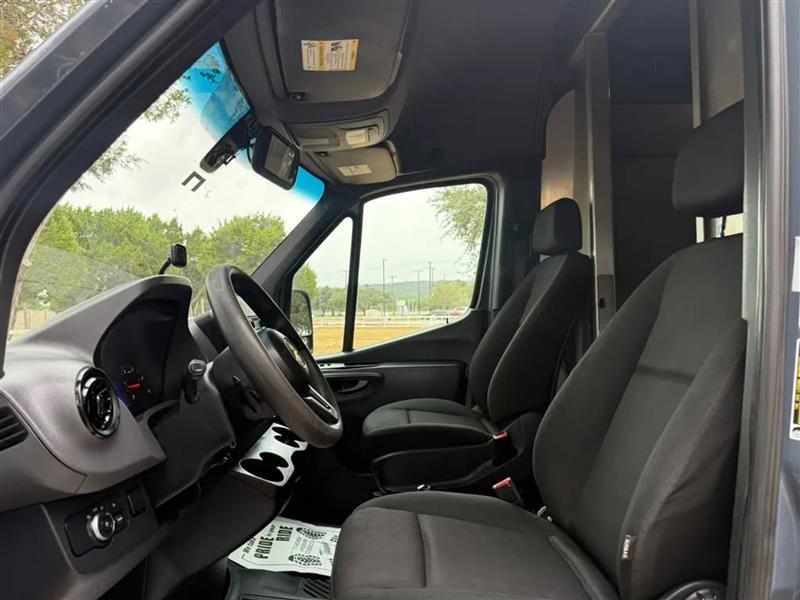 Mercedes-Benz Sprinter 3500 Wagon High Roof 170-in. WB 2019
