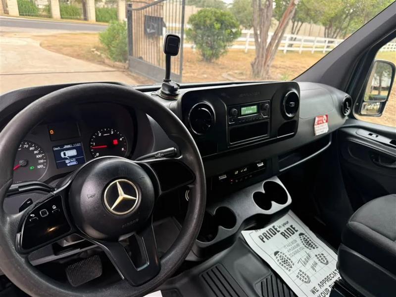 Mercedes-Benz Sprinter 3500 Wagon High Roof 170-in. WB 2019