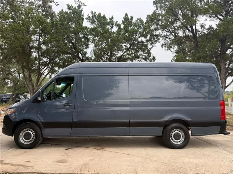 Mercedes-Benz Sprinter 3500 Wagon High Roof 170-in. WB 2019