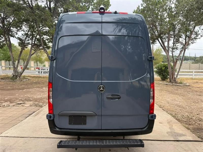 Mercedes-Benz Sprinter 3500 Wagon High Roof 170-in. WB 2019