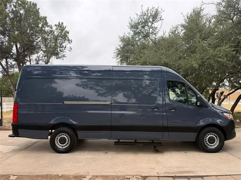 Mercedes-Benz Sprinter 3500 Wagon High Roof 170-in. WB 2019