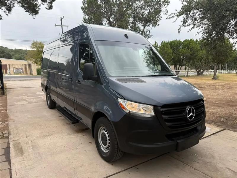 Mercedes-Benz Sprinter 3500 Wagon High Roof 170-in. WB 2019