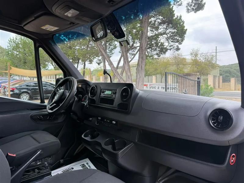 Mercedes-Benz Sprinter 3500 Wagon High Roof 170-in. WB 2019