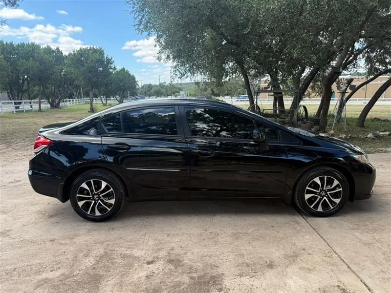 Honda Civic EX Sedan 5-Speed AT 2013
