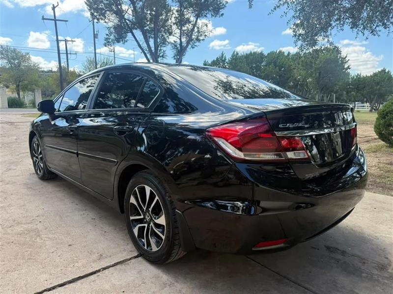Honda Civic EX Sedan 5-Speed AT 2013