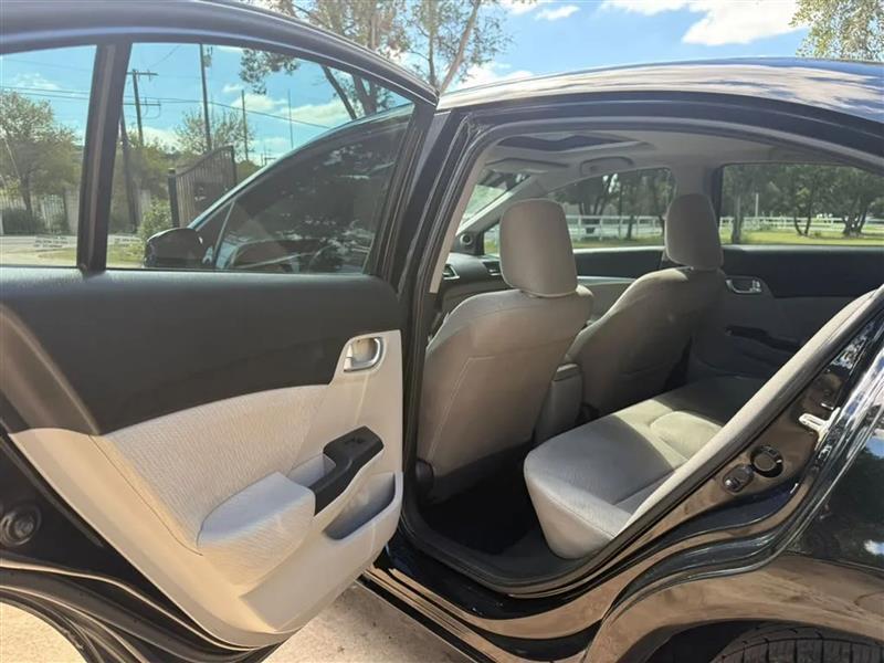 Honda Civic EX Sedan 5-Speed AT 2013