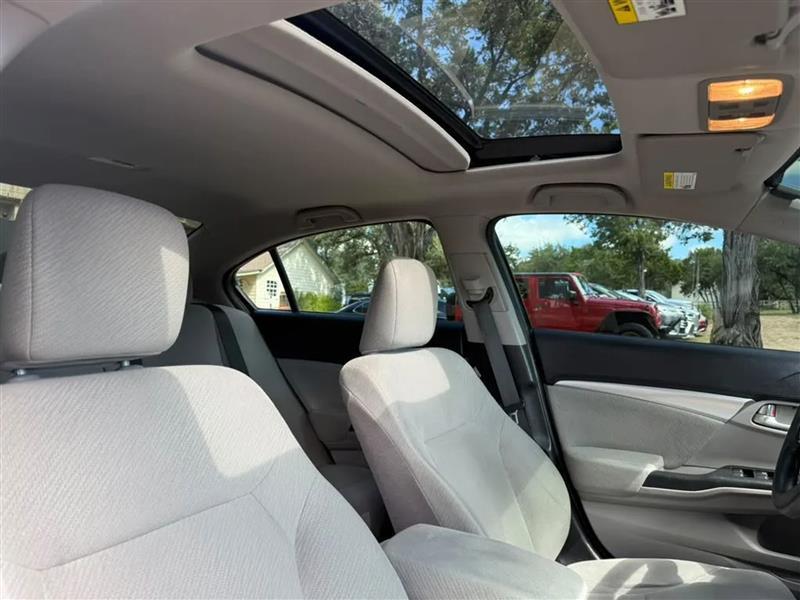 Honda Civic EX Sedan 5-Speed AT 2013