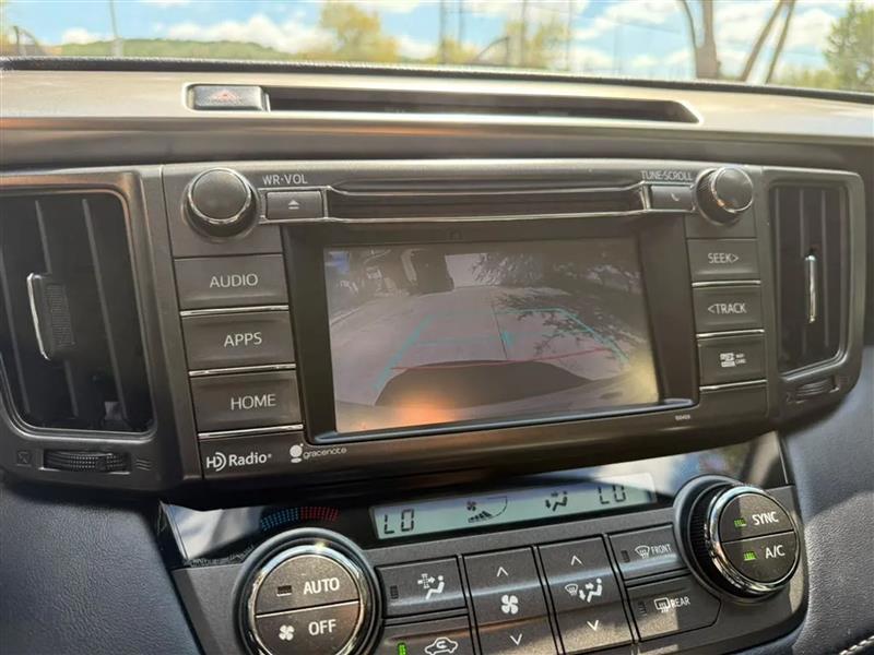 Toyota RAV4 XLE FWD 2015