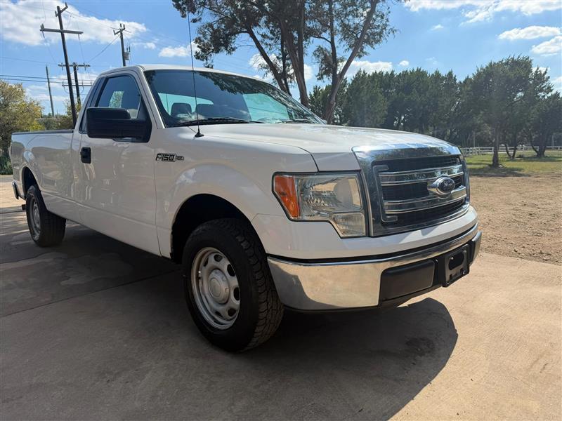 Ford F-150 XL 8-ft. Bed 2WD 2013