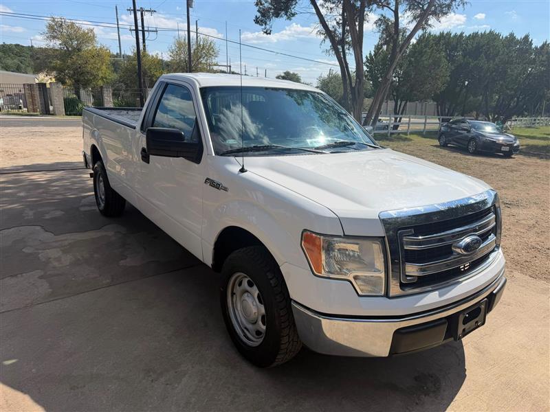 Ford F-150 XL 8-ft. Bed 2WD 2013
