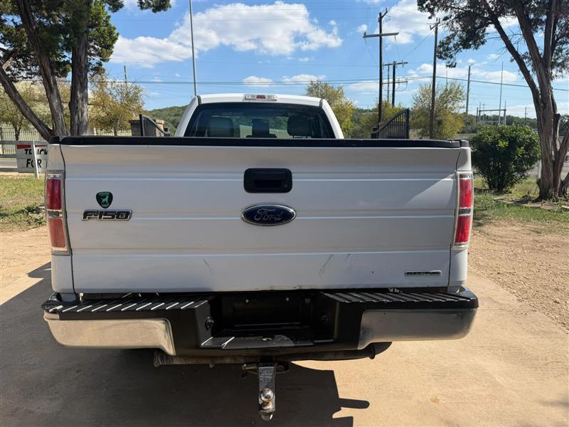 Ford F-150 XL 8-ft. Bed 2WD 2013