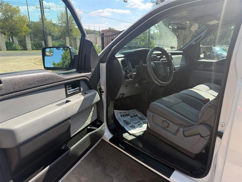 Ford F-150 XL 8-ft. Bed 2WD 2013