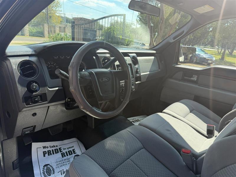 Ford F-150 XL 8-ft. Bed 2WD 2013