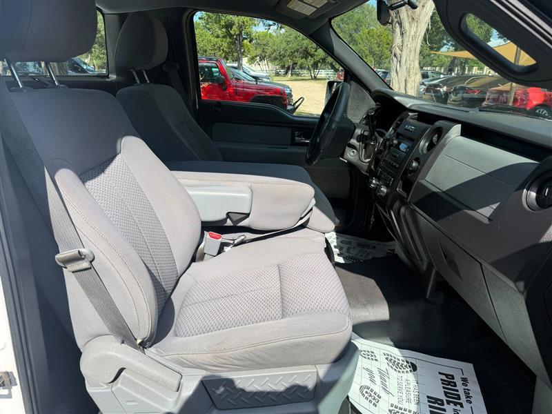 Ford F-150 XL 8-ft. Bed 2WD 2013