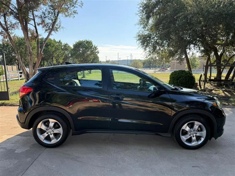 Honda HR-V LX 2WD 6M 2016