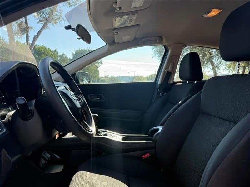 Honda HR-V LX 2WD 6M 2016