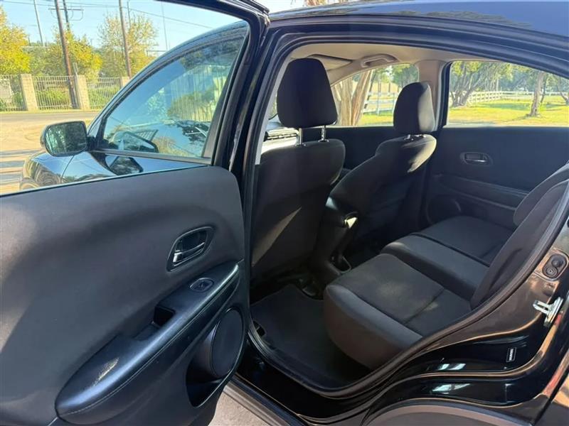 Honda HR-V LX 2WD 6M 2016