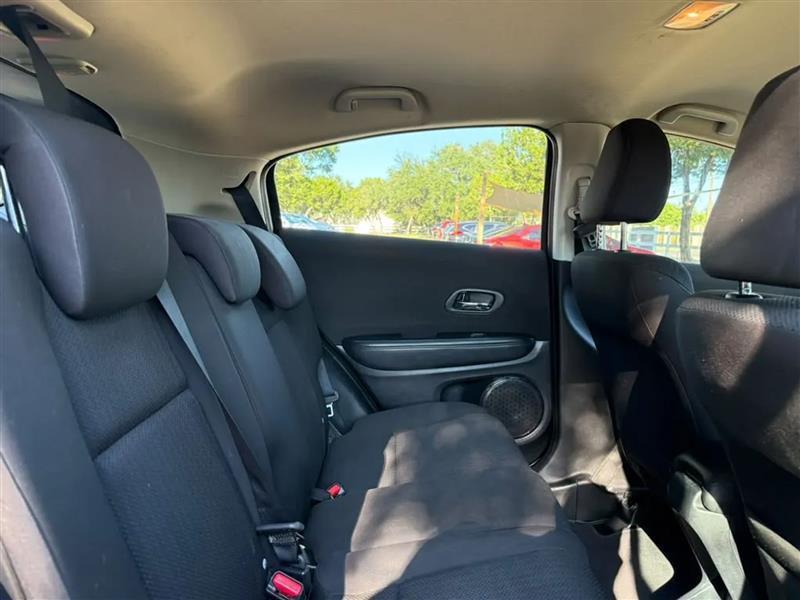 Honda HR-V LX 2WD 6M 2016