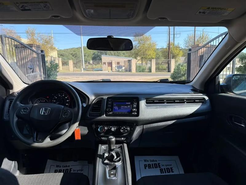 Honda HR-V LX 2WD 6M 2016