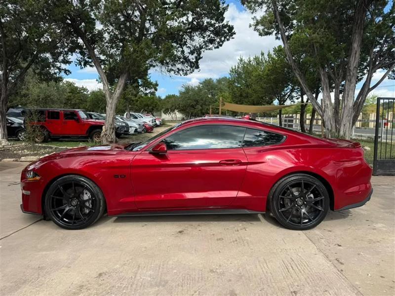 Ford Mustang GT Coupe 2021