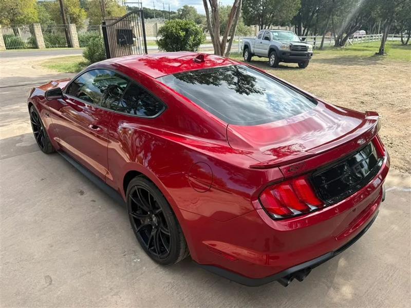 Ford Mustang GT Coupe 2021