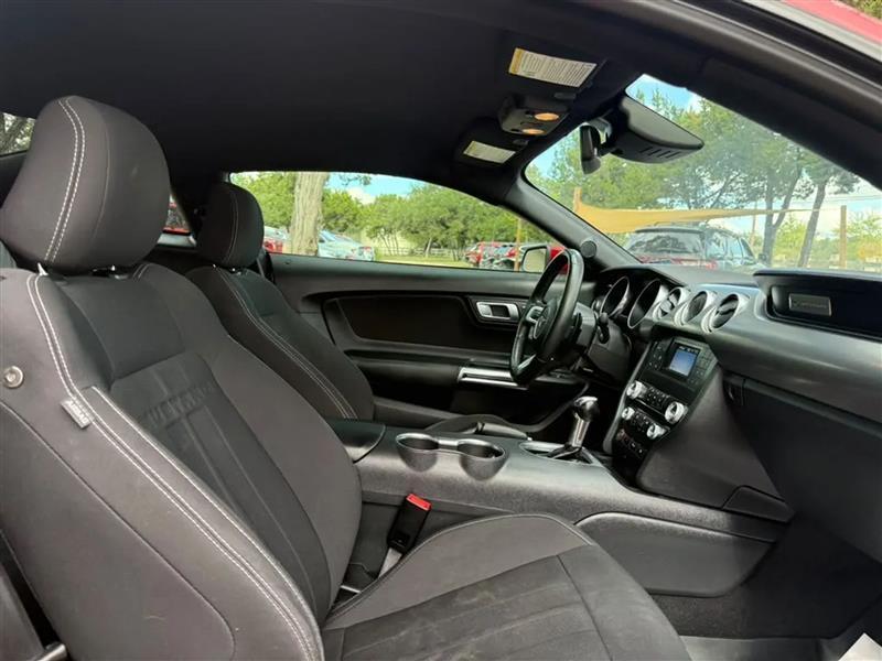 Ford Mustang GT Coupe 2021