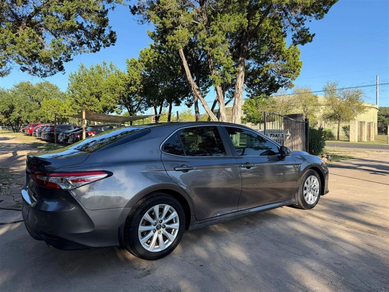 Toyota Camry LE 2018