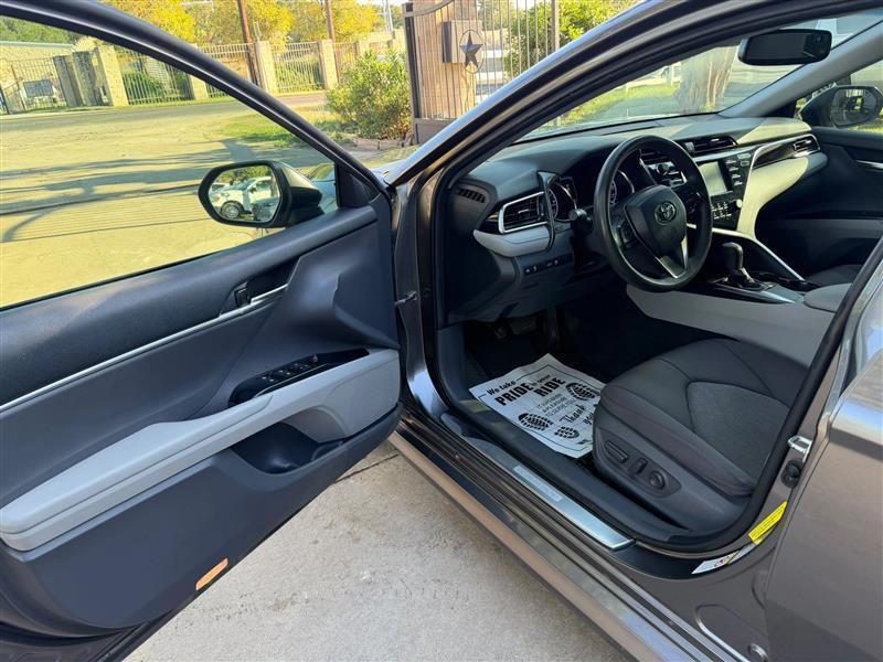 Toyota Camry LE 2018