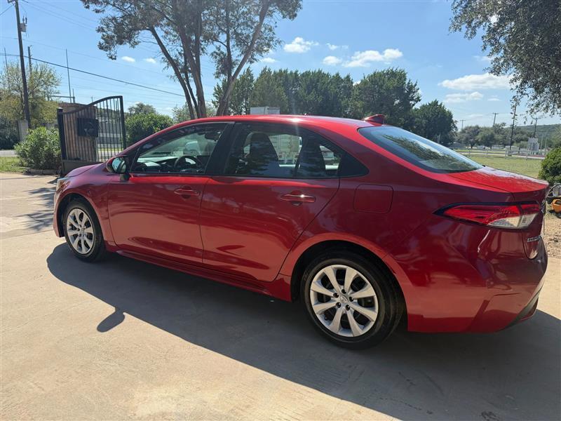 Toyota Corolla LE 2021
