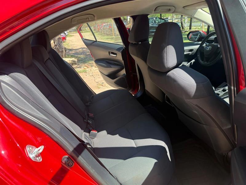 Toyota Corolla LE 2021