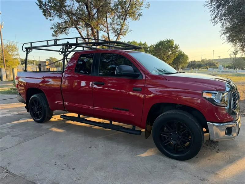 Toyota Tundra SR5 5.7L V8 Double Cab 2WD 2020