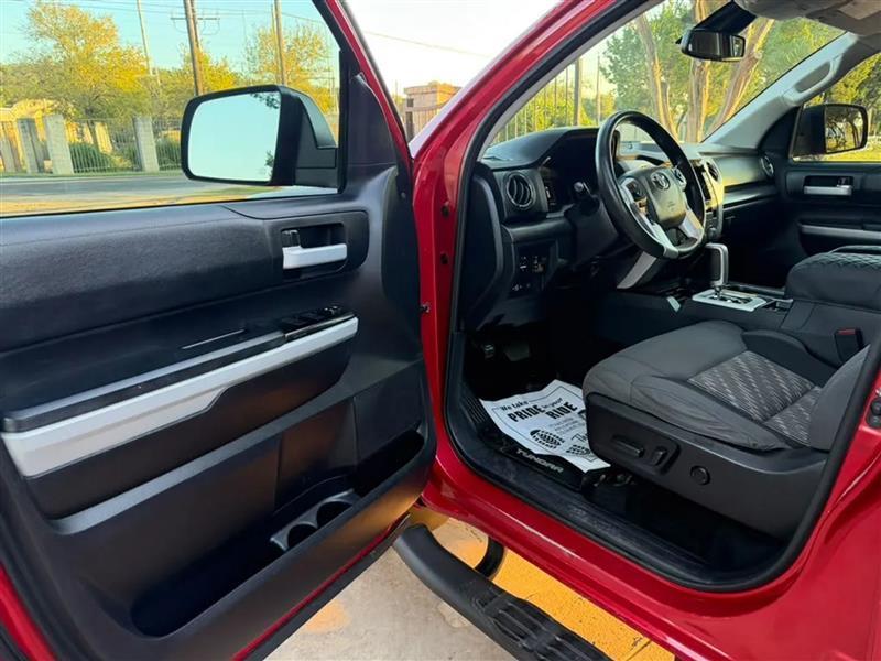 Toyota Tundra SR5 5.7L V8 Double Cab 2WD 2020