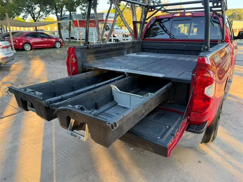 Toyota Tundra SR5 5.7L V8 Double Cab 2WD 2020