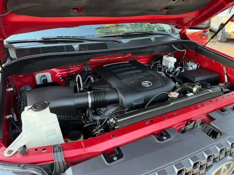 Toyota Tundra SR5 5.7L V8 Double Cab 2WD 2020
