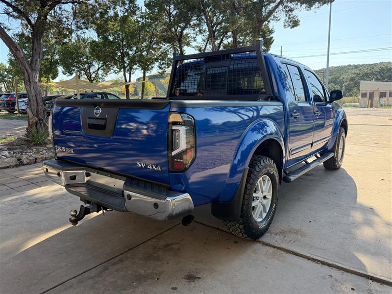 Nissan Frontier SL Crew Cab 5AT 4WD 2015