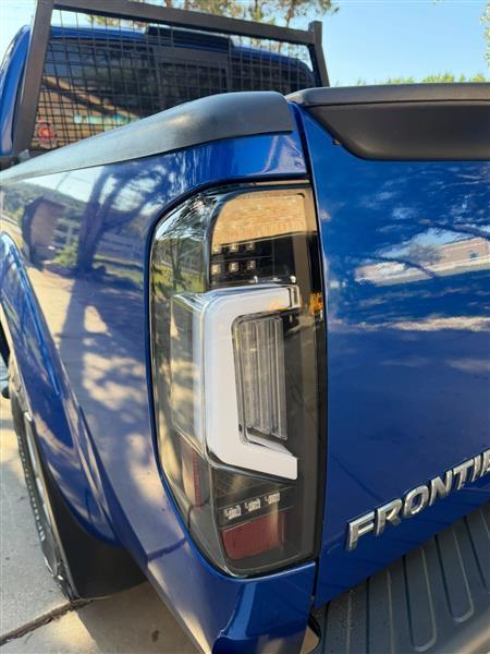 Nissan Frontier SL Crew Cab 5AT 4WD 2015