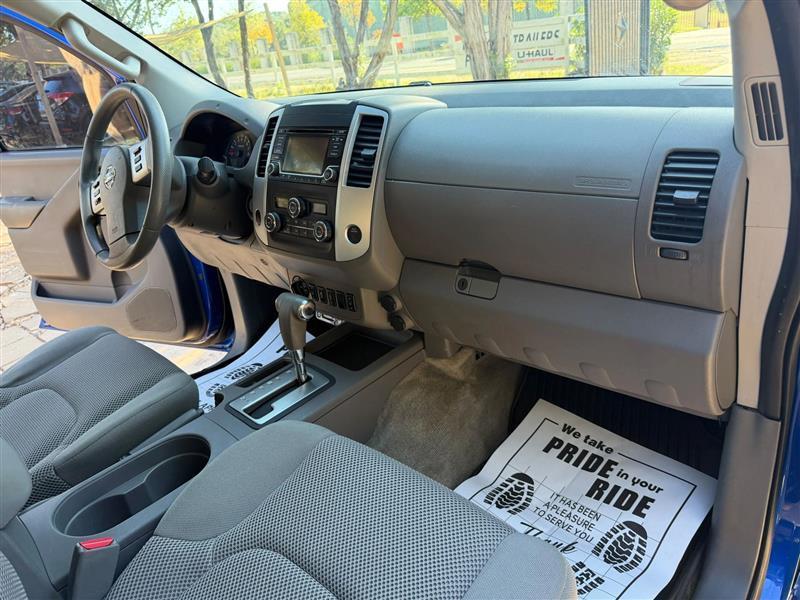 Nissan Frontier SL Crew Cab 5AT 4WD 2015