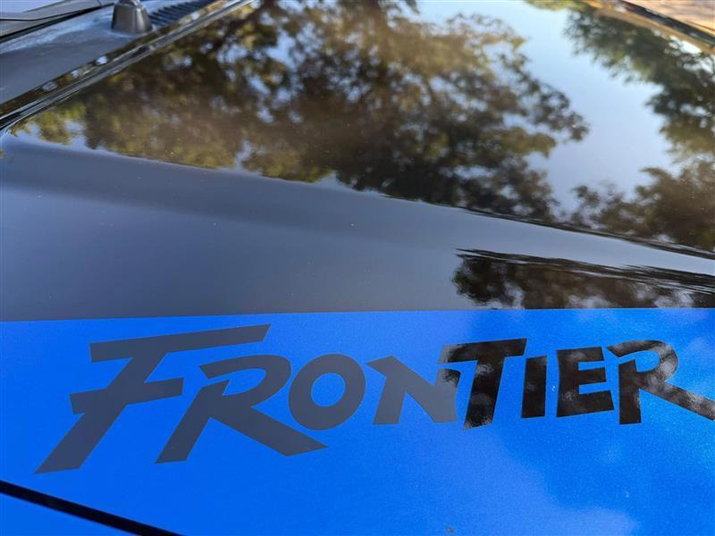Nissan Frontier SL Crew Cab 5AT 4WD 2015