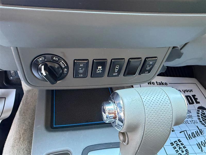 Nissan Frontier SL Crew Cab 5AT 4WD 2015