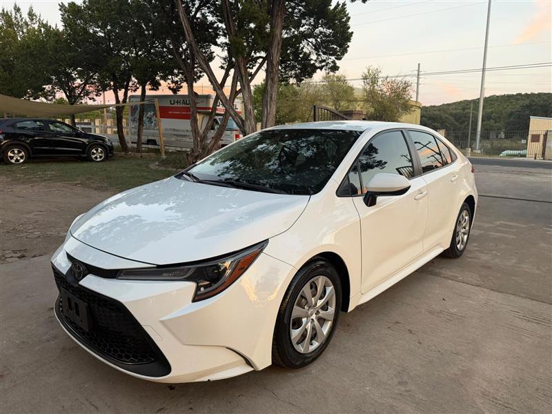 Toyota Corolla LE Hybrid 2022
