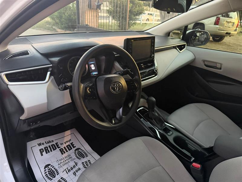 Toyota Corolla LE Hybrid 2022