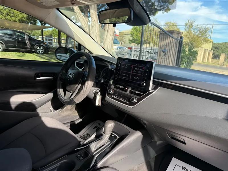 Toyota Corolla LE 2020
